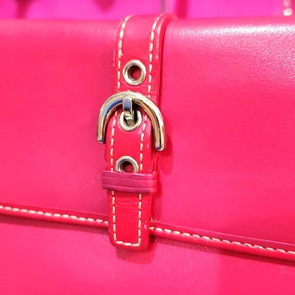 COACH VINTAGE HAMPTON PINK WALLET💕💕 - Picture 4 of 10